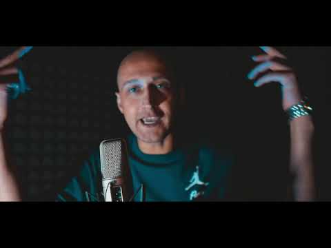 MTD CREW - Pisda ( ͡° ͜ʖ ͡°)╭∩╮feat.  Węch Lauensa (Official Video)