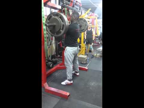 150kg Front Squat.3gp
