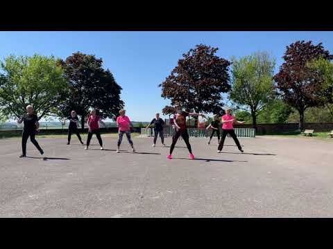 Resiste - France Gall x Doumëa (remix) Zumba Gold Chorégraphie