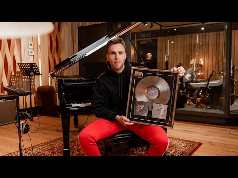 The Story Behind: Avicii vs. Nicky Romero - I Could Be The One (Nicktim)
