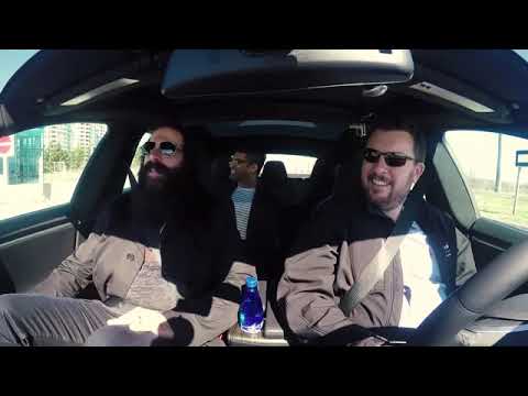 Yes Miscellany: 4/8/17 - John Petrucci on Cosmo Music re when Steve Howe told him to turn it down