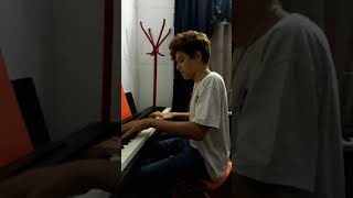 MIQUEAS PESOA  ensayando Clocks  bien Miqui!!!