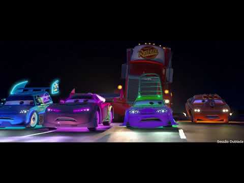 McQueen se Perde na Estrada DUBLADO HD   Carros 2006