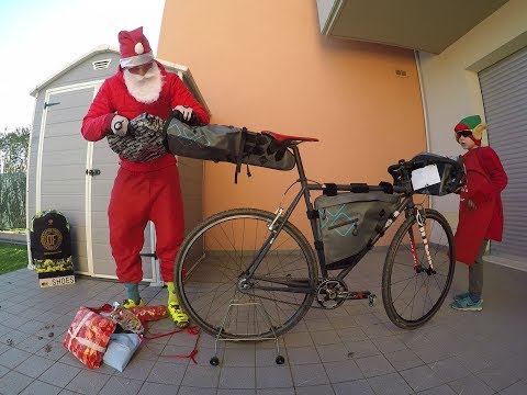 Santa Claus is coming to town (Cyclist version)