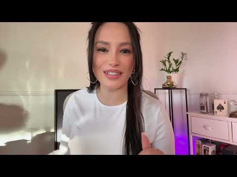 someone important is abt to walk into your life  444 