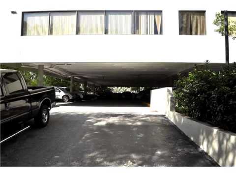 4950 Sw 8th St