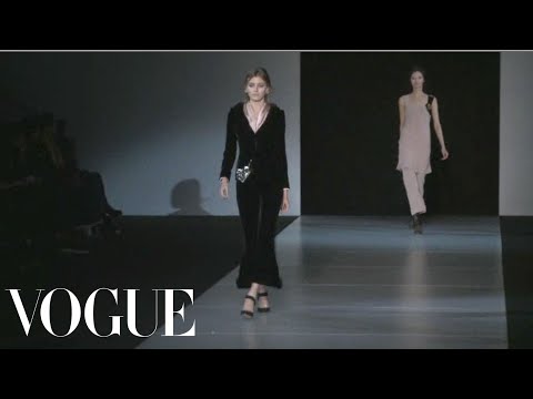 Giorgio Armani Ready to Wear Fall 2011 Vogue Fashion Week Runway Show