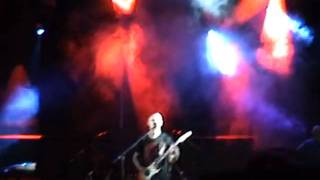 celtas cortos gente distinta  en concierto , leon . 5/22