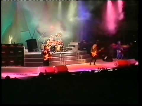 GARY MOORE - AFTER THE WAR  LIVE BELFAST 1989