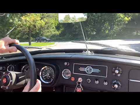 1967 MG MGB driving