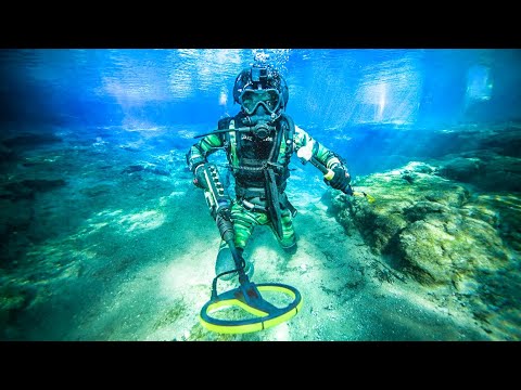 Metal Detecting Underwater Reveals Stunning Finds!