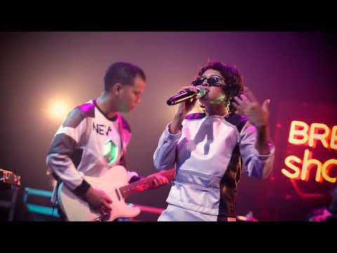 Showcase: NEV+ & DEA - di Atas Awan