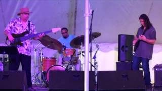 MV Project: Marco Villarreal Playing Straightaway Jazz