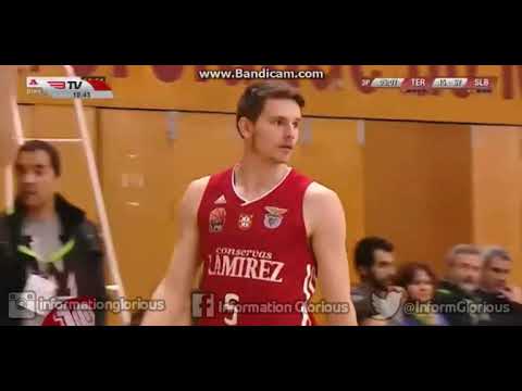 Basquetebol, 1/2 da Taça de Portugal: Terceira Basket 71-116 SL Benfica