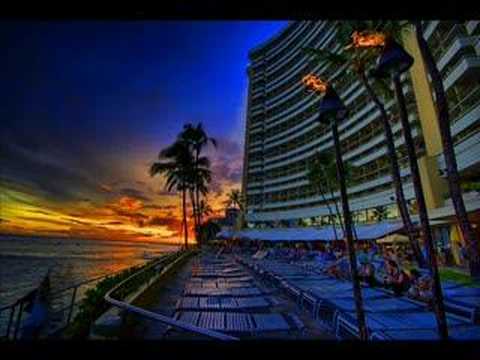 download lagu mp3 mp4 Beach Sunset People, download lagu Beach Sunset People gratis, unduh video klip Beach Sunset People