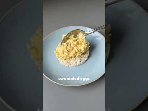 SUPER CREAMY SCRAMBLED EGGS 🍳🧀
