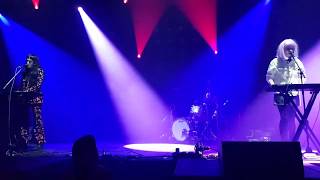 Let's Eat Grandma Live - It's Not Just Me O2 Victoria Warehouse (Manchester) 14-02-2019