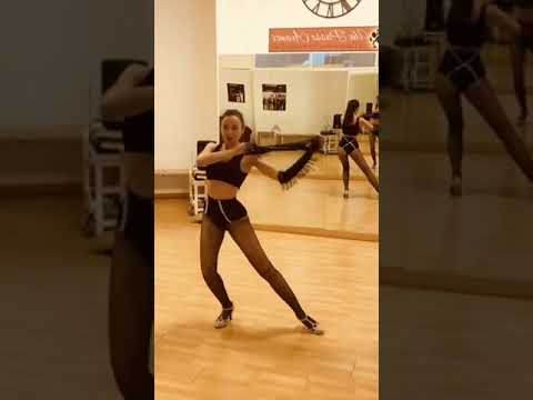 Burlesque class for beginner