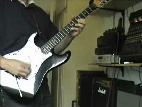 Fender Stratocaster 1986  ,  turned over lefty .