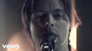 Bullet For My Valentine - Worthless (Official Video)