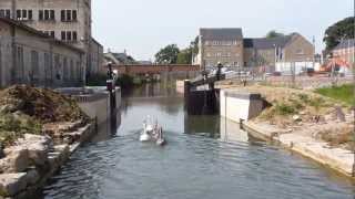 preview picture of video 'Cotswold Canals 502 Hilly Orchard to Ebley'