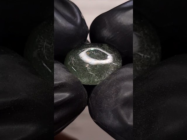 حجر الدر روك كوارتز طبيعي مفحوص و موثق بشهادة مختب...