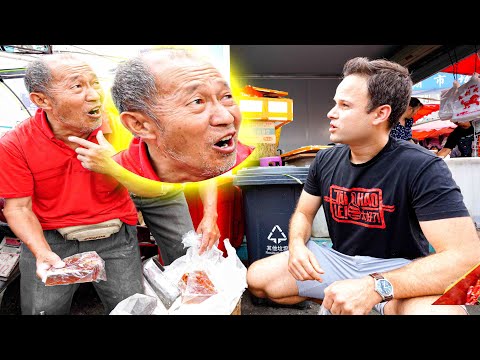 O passeio de comida de rua chinesa mais INSANO em Chengdu, China - como nos velhos tempos!