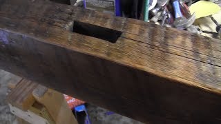 [Time-lapse] Refinishing an old barn beam for a mantle