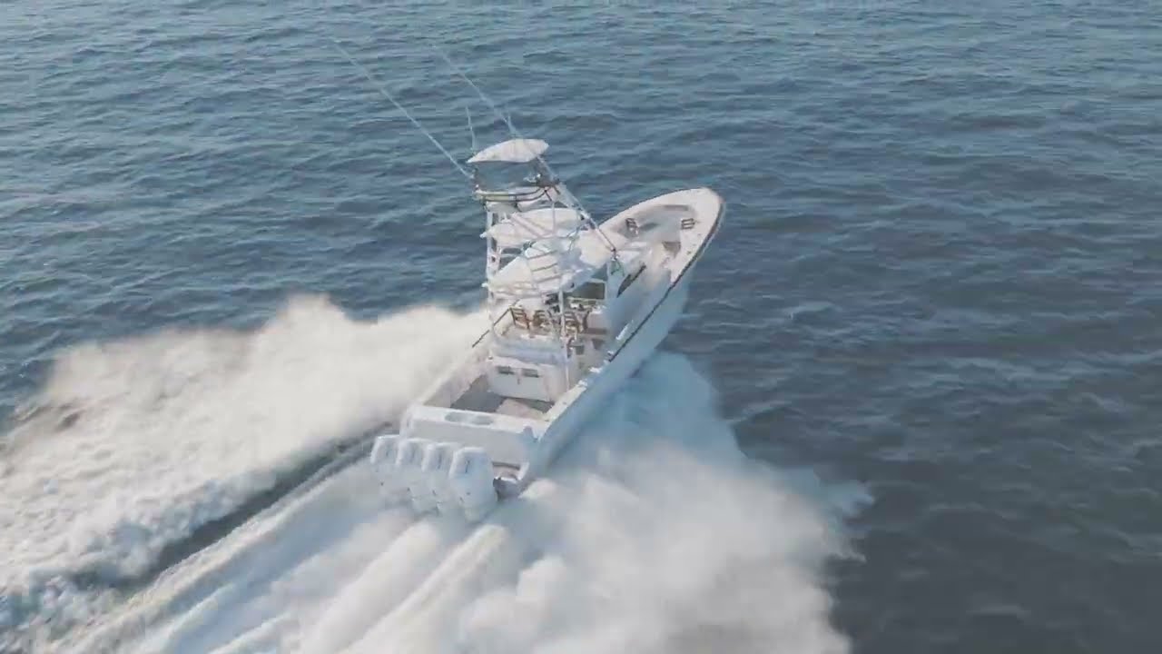 First Look: Front Runner 47 CC