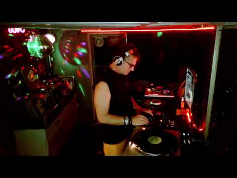 I love 💕 💕 80s in the mix