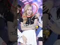 The Sound Problem Caused Jennie To Have Tinnitus While Performing Rosé Blackpink Jisoo