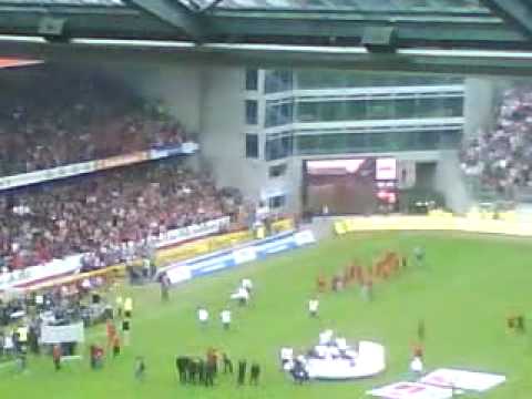 Kaiserslautern vs augsburg 09.05.10  fck feiert den aufstieg und meisterfeier 1/2
