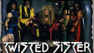 Twisted Sister - Me And The Boys