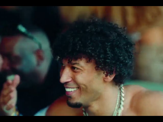Gimme Luv von Luciano & Jazeek ((jetzt ansehen))