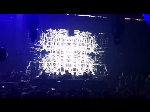 Amelie Lens playing swart - dystopia @ Time Warp 2019 (pt.2)