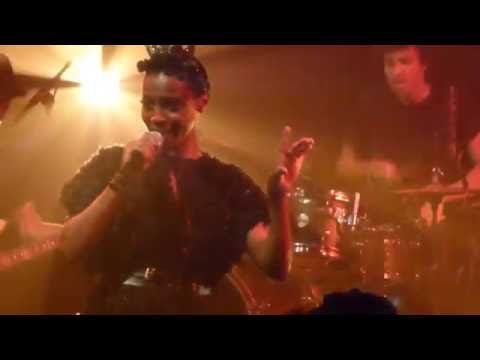 Skye and Ross/Morcheeba "LIVE" at The old market 02 11 16
