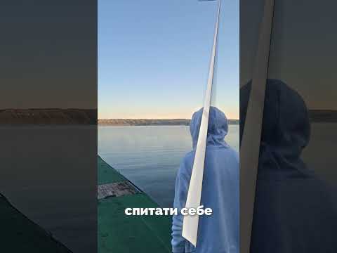 Фото Додав іконки та анімації до них, титри, корекцію кольору, переходи, зуми.