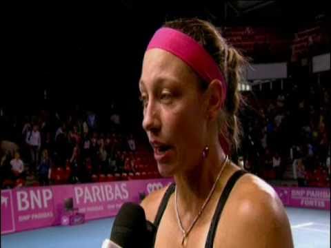 Fed Cup Interview: Yanina Wickmayer
