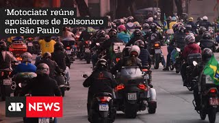 Bolsonaro participa de ‘motociata’ em São Paulo