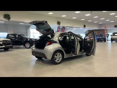 Toyota Yaris LUNA 1.5 MHEV AUTO 2022 - Image 2