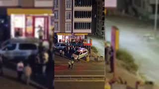 Bitlis'te 'Ölüm Yolu'nda Otomobil Çocuğa Çarptı! Mahalleli Yolu Kapatt