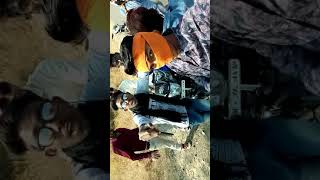 preview picture of video 'Group ki masti friends Ke saath traveling to gurudwara(7)'
