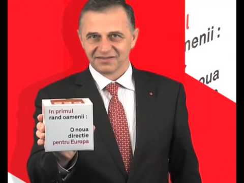 Mircea Geoana with cube