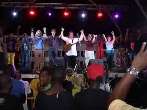 Angola Magazine -Projecto "Estamos juntos lidere a diferença seja um mentor"