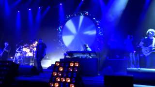 preview picture of video 'AUSSIEFLOYD - Run Like Hell'