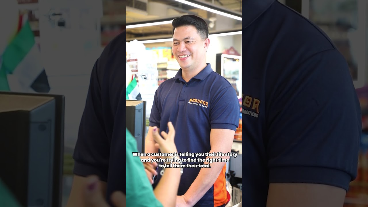 Every retail worker’s daily battle: surviving the oversharing customer!🫤😅