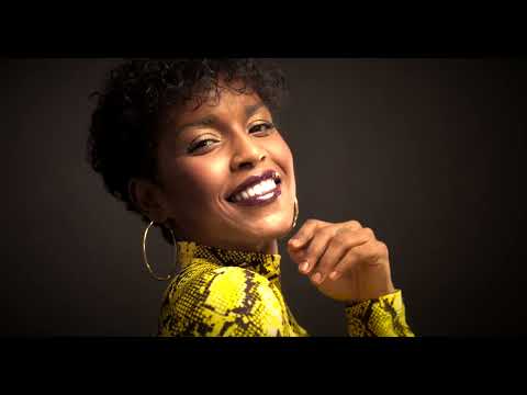 Nhelas CV Minina Video Oficial