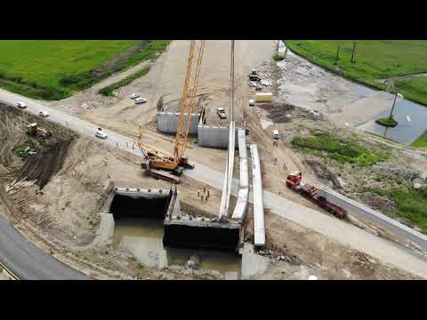 2 grinzi cazute pe autostrada A10 Sebes Turda, lot 2, la supratraversarea DN14B, km 25, 29 mai 20