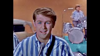 Download lagu The Beach Boys - I Get Around (Live on “The Ed Sullivan Show” 9/27/1964) COLORIZED mp3