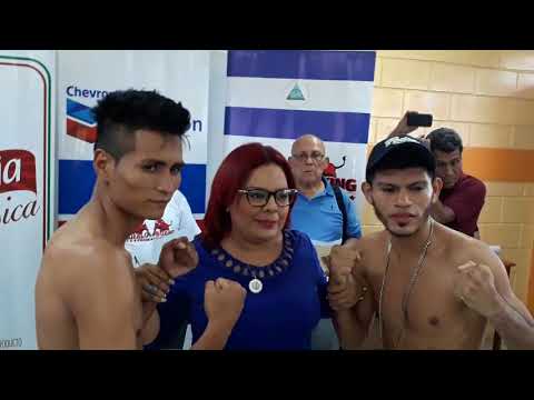 Quezada y Narváez cumplen en la báscula para choque de moscas